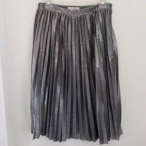 FOREVER 21 METALLIC SILVER PEWTER PLEATED MIDI SKIRT NWT M
